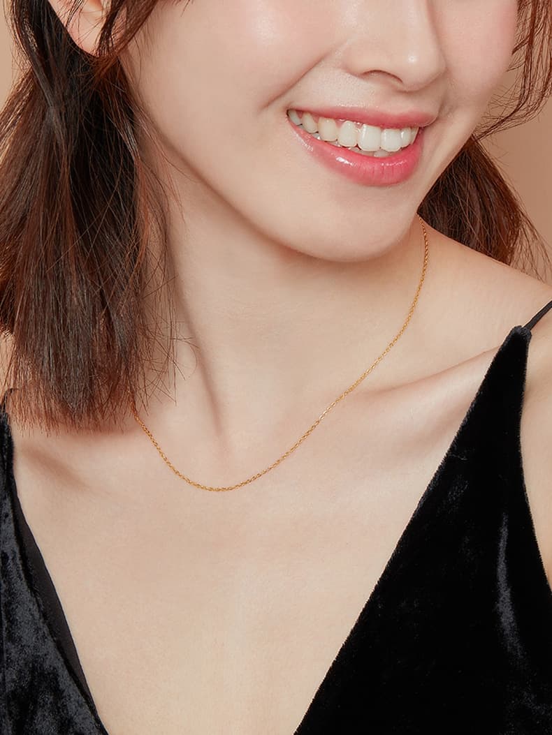 ゴールドアクセサリー シンプル華奢ネックレス
